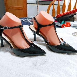 NWOT Dolce by Mojo Moxy Faux Patent Heels 9 1/2m